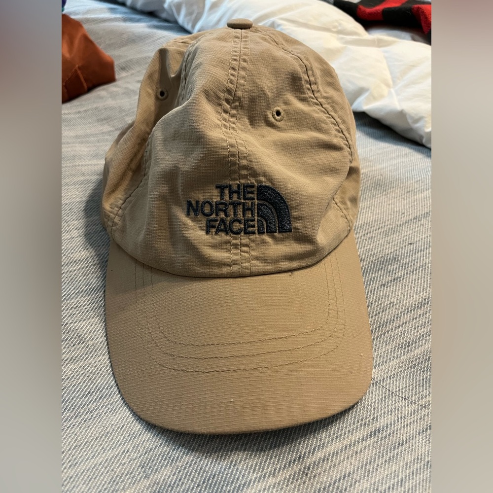 The North Face hat, Size OS, color tan
